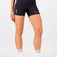 Essential Contour Short